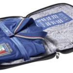 Camsieta conmemorativa de Italia, en una especie de maleta